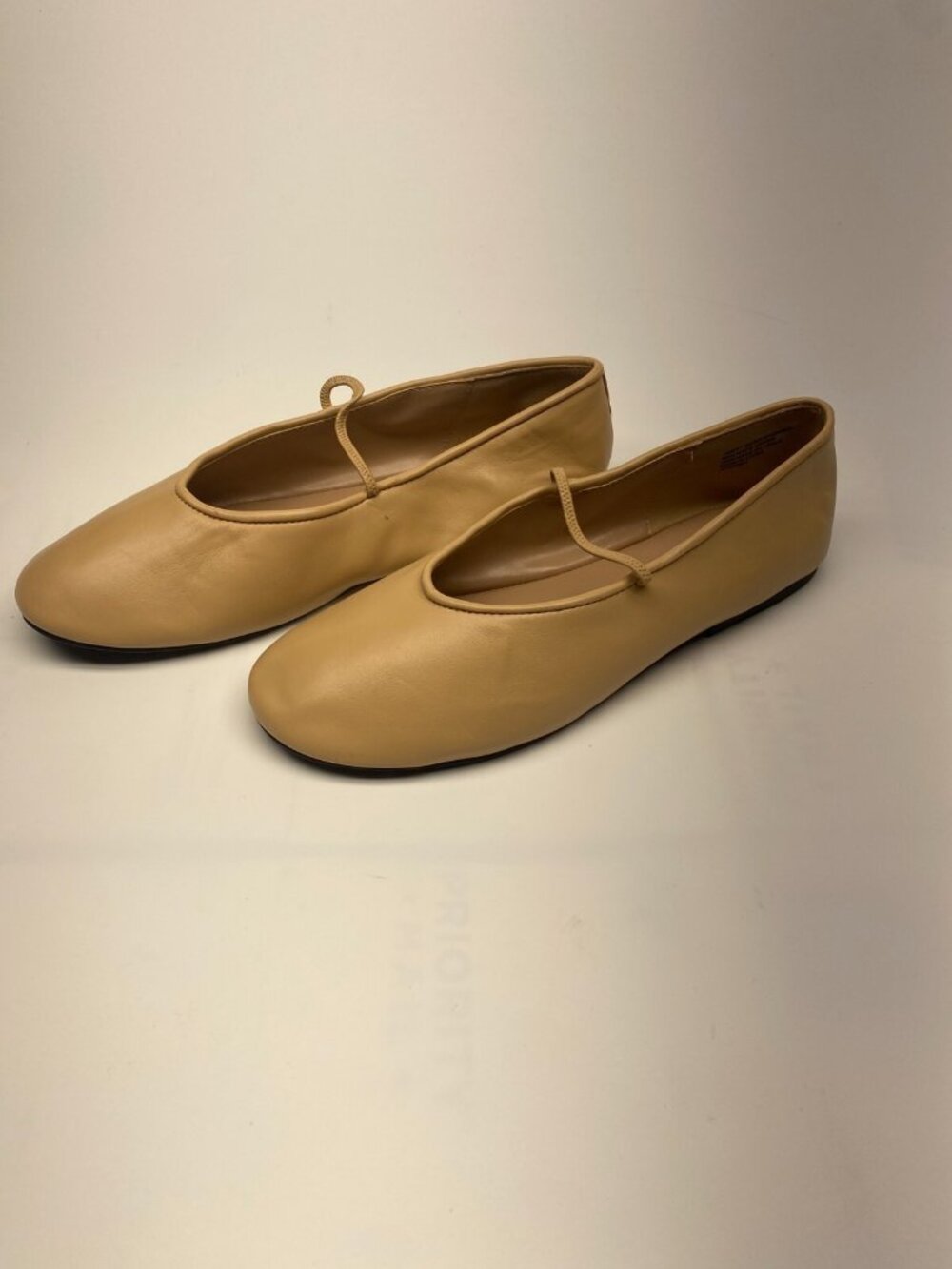 BCBGeneration Women's Marzi Hazenut Ballet Flat sz 8